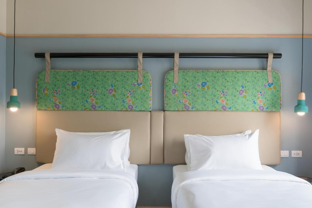 The Blanket Hotel Phuket Old Town Eksteriør billede